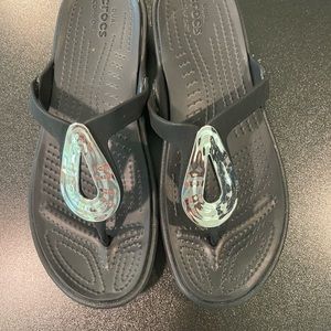 Women’s Black Croc Flip-flips Size 8